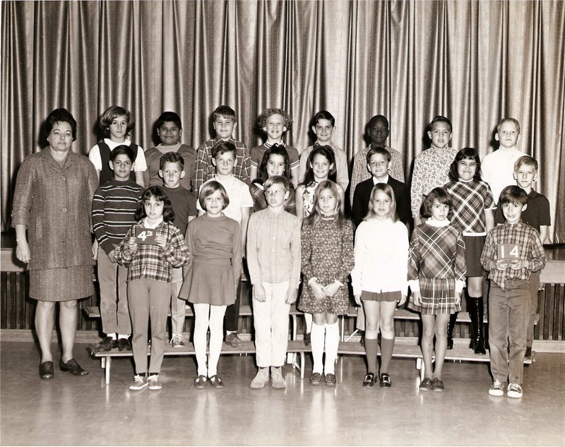Ms. Ennis' Fourth Grade Class, Cunningham Elementary, 1969-70